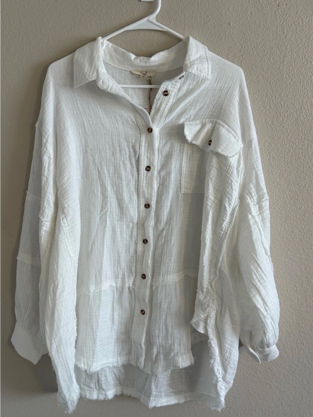 Easel Los Angeles ET17567 Dusty Blue Cotton Gauze Frayed Button Down – Med NWT